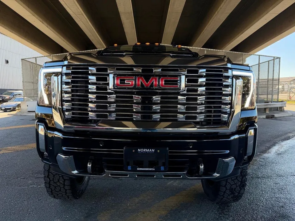 GMC Sierra 3500 2024 photo 2