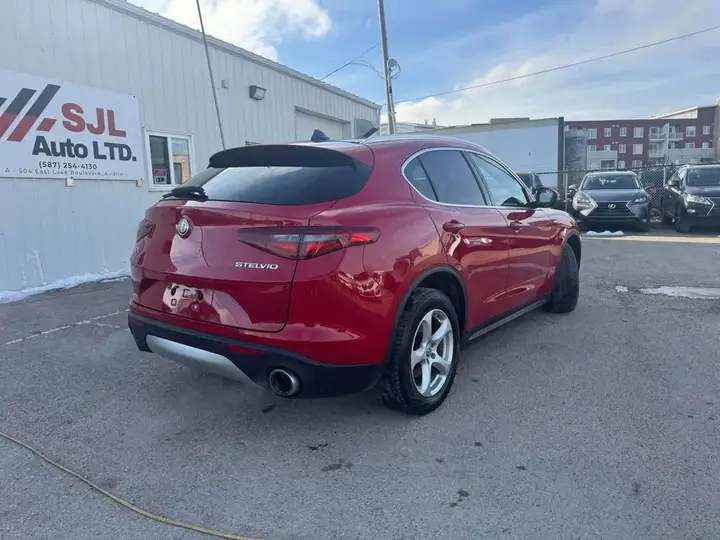 Alfa Romeo Stelvio 2018 photo 3