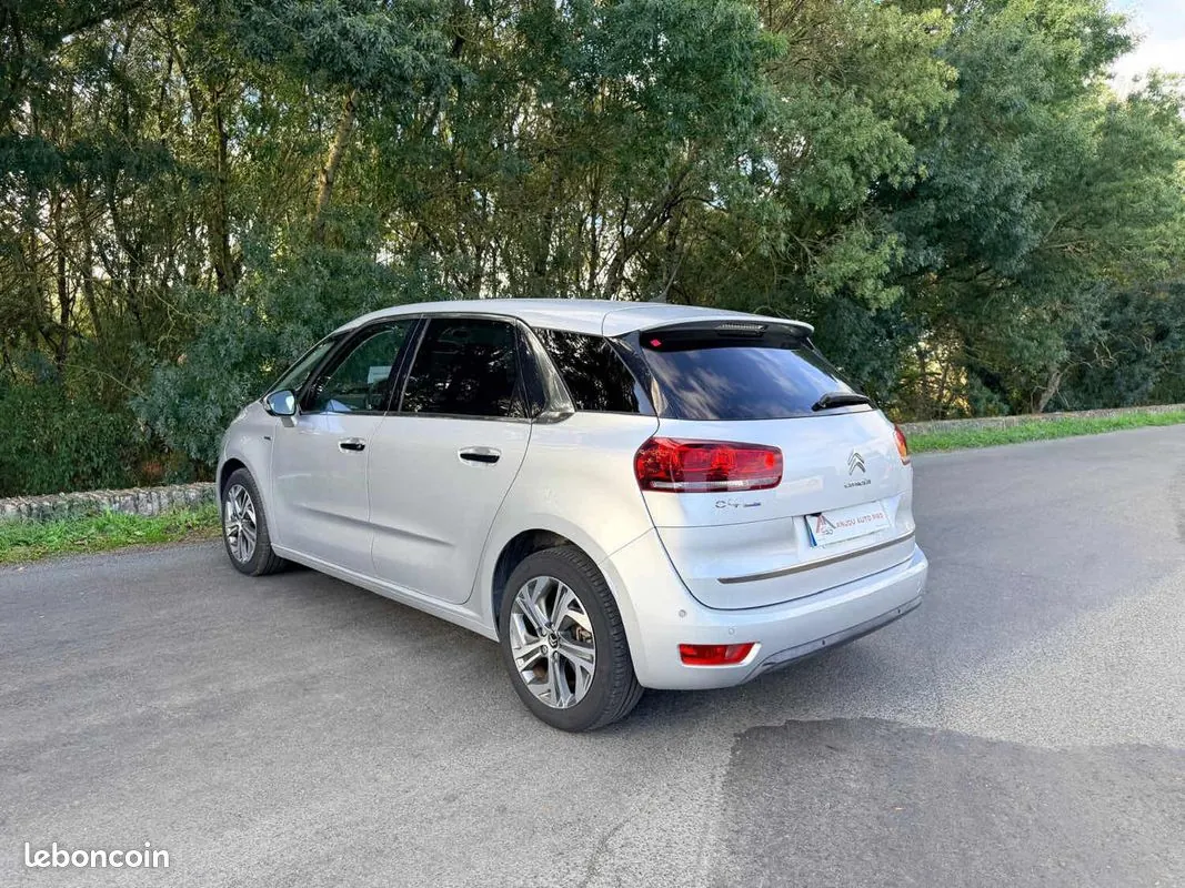 Citroen C4 Picasso 2015 photo 3