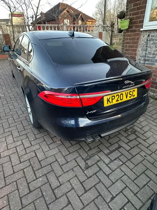 Jaguar Xf 2020 photo 3