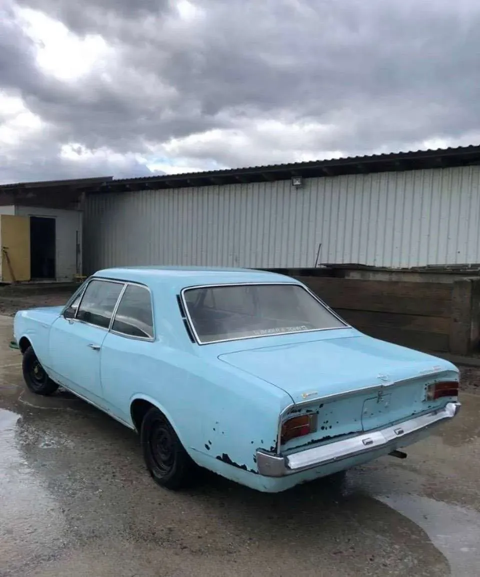 Opel Rekord 1969 photo 3