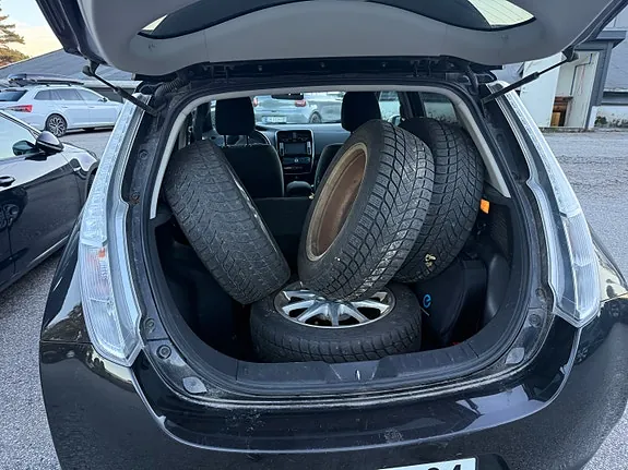Nissan Leaf 2014 photo 5