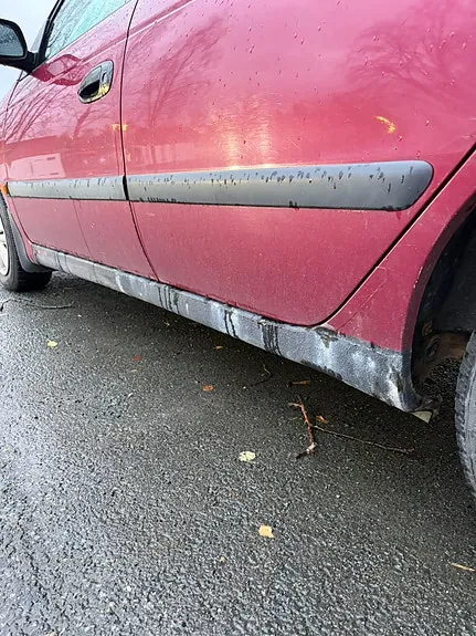 Toyota Avensis 1998 photo 5