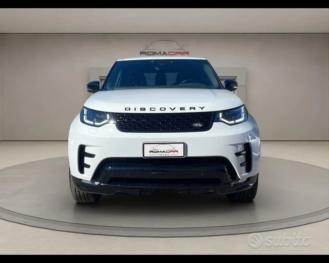 Land Rover Discovery 2021 photo 2