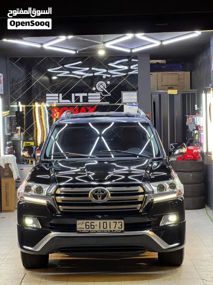 Toyota Land Cruiser 2016 photo 2