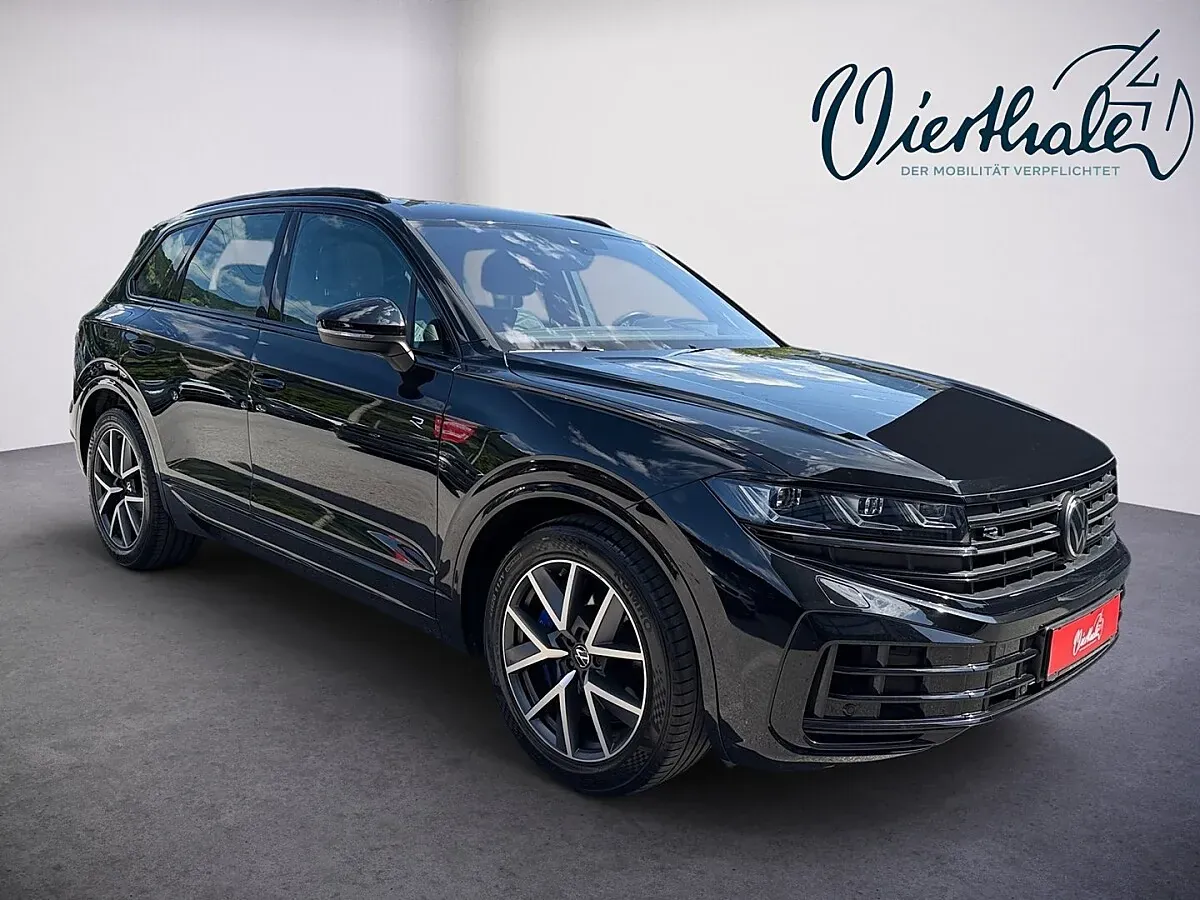 Volkswagen Touareg 2024 photo 2