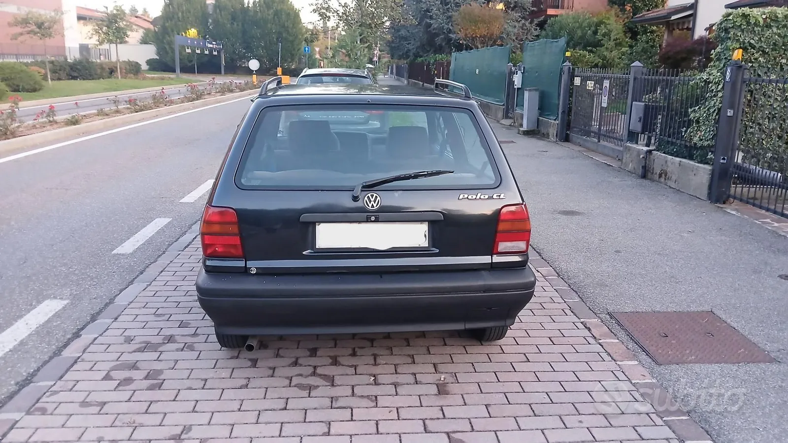 Volkswagen Polo 1992 photo 3