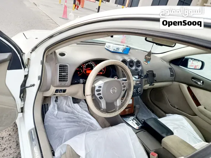 Nissan Altima 2009 photo 2
