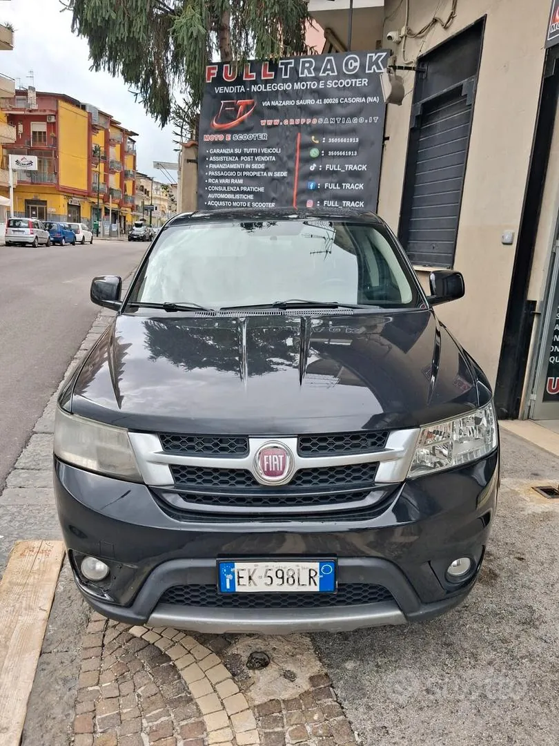 Fiat Freemont 2011 photo 4