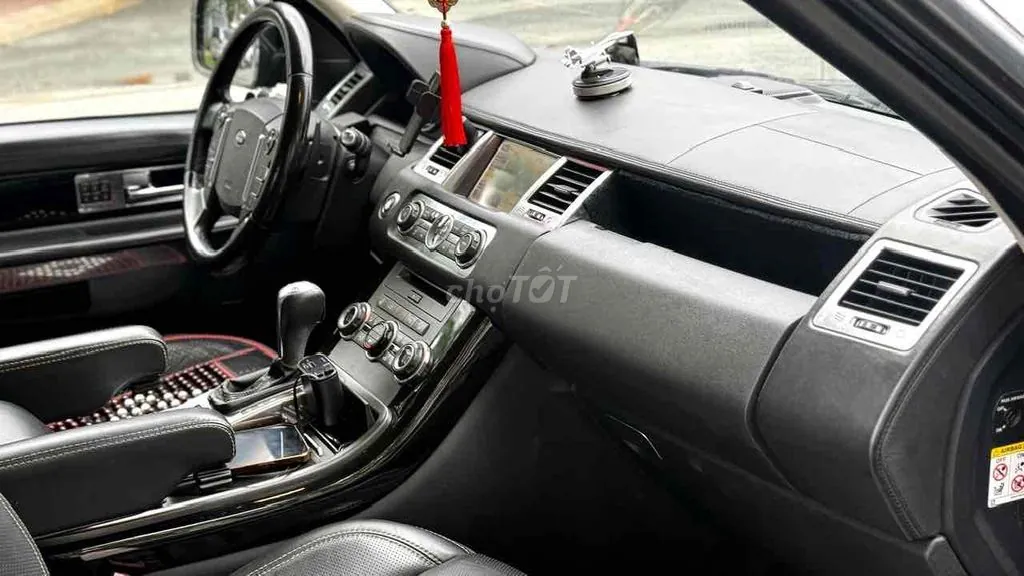 Land Rover Range Rover 2011 photo 5