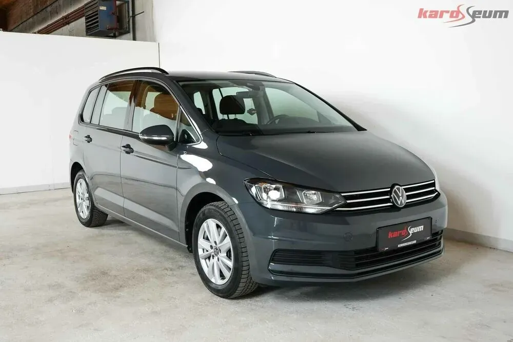 Volkswagen Touran 2025 photo 3