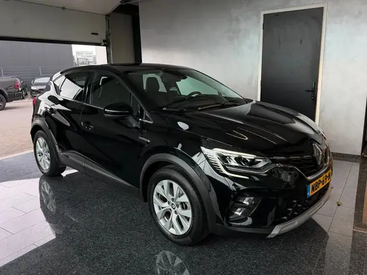 Renault Captur 2022 photo 2