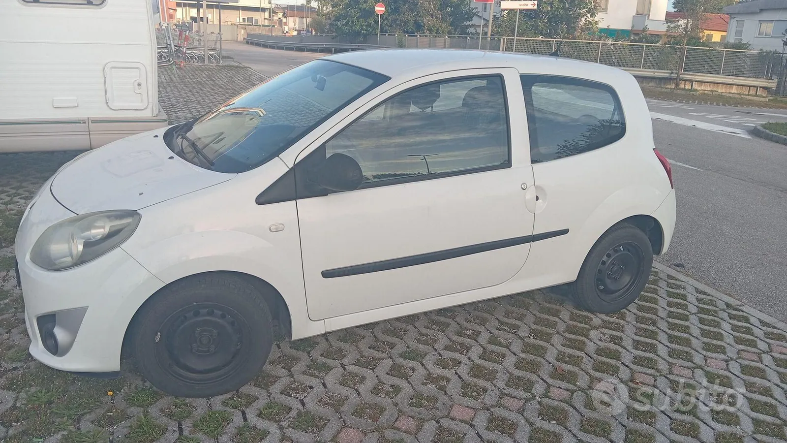 Renault Twingo 2009 photo 2