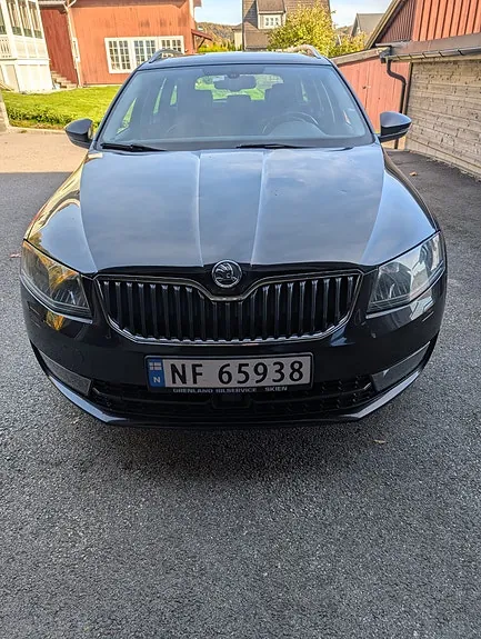 Skoda Octavia 2014 photo 2
