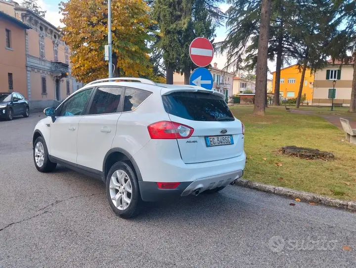 Ford Kuga 2010 photo 5