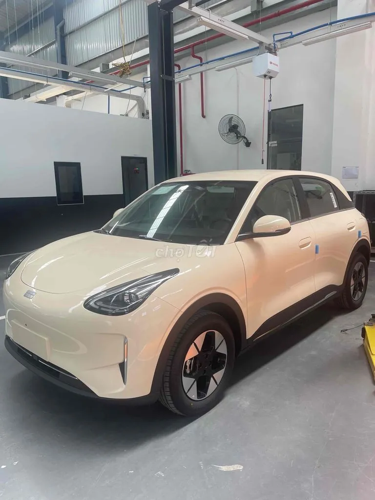 Geely Ex2