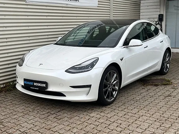 Tesla Model 3 2020 photo 2