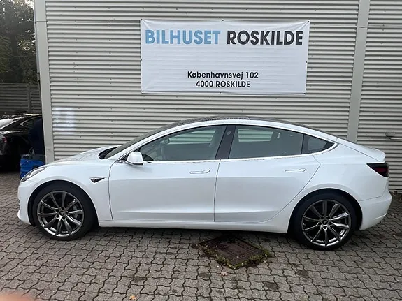 Tesla Model 3 2020 photo 4