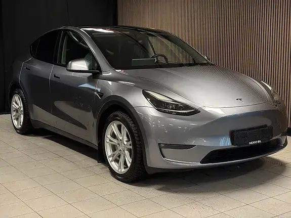 Tesla Model Y 2024 photo 4