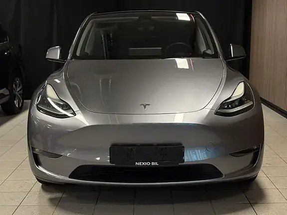 Tesla Model Y 2024 photo 3