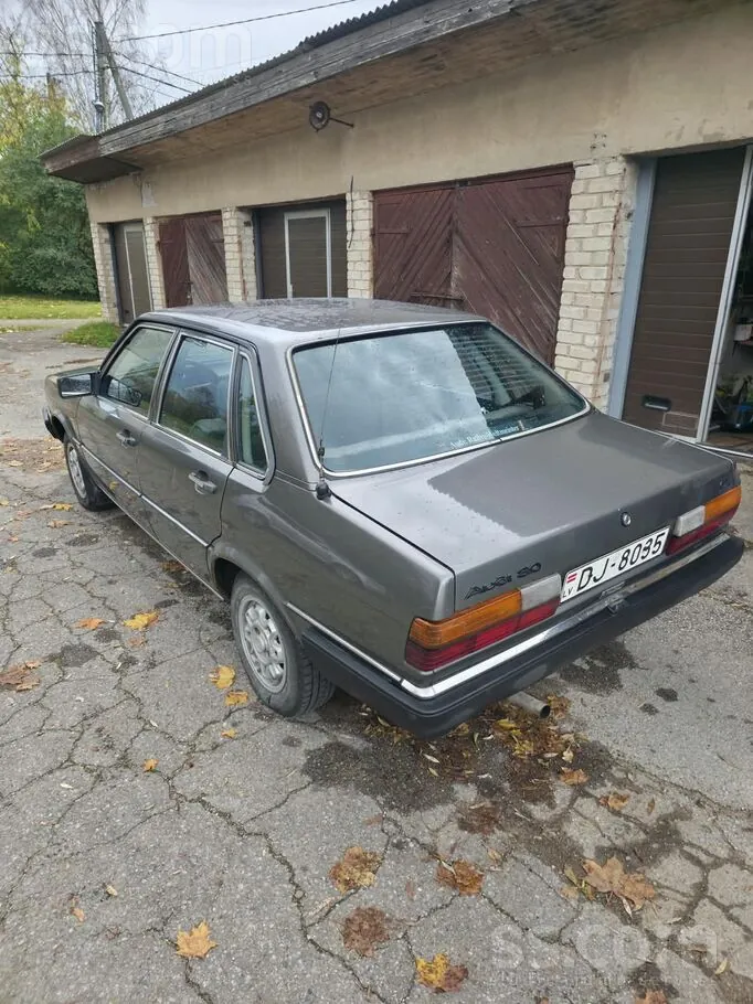 Audi 80 1983 photo 3