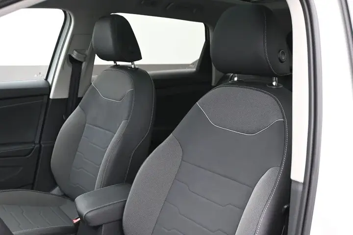 Volkswagen Taos 2025 photo 4