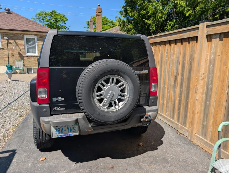Hummer H3 2007 photo 2