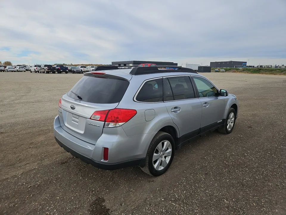 Subaru Outback 2012 photo 3