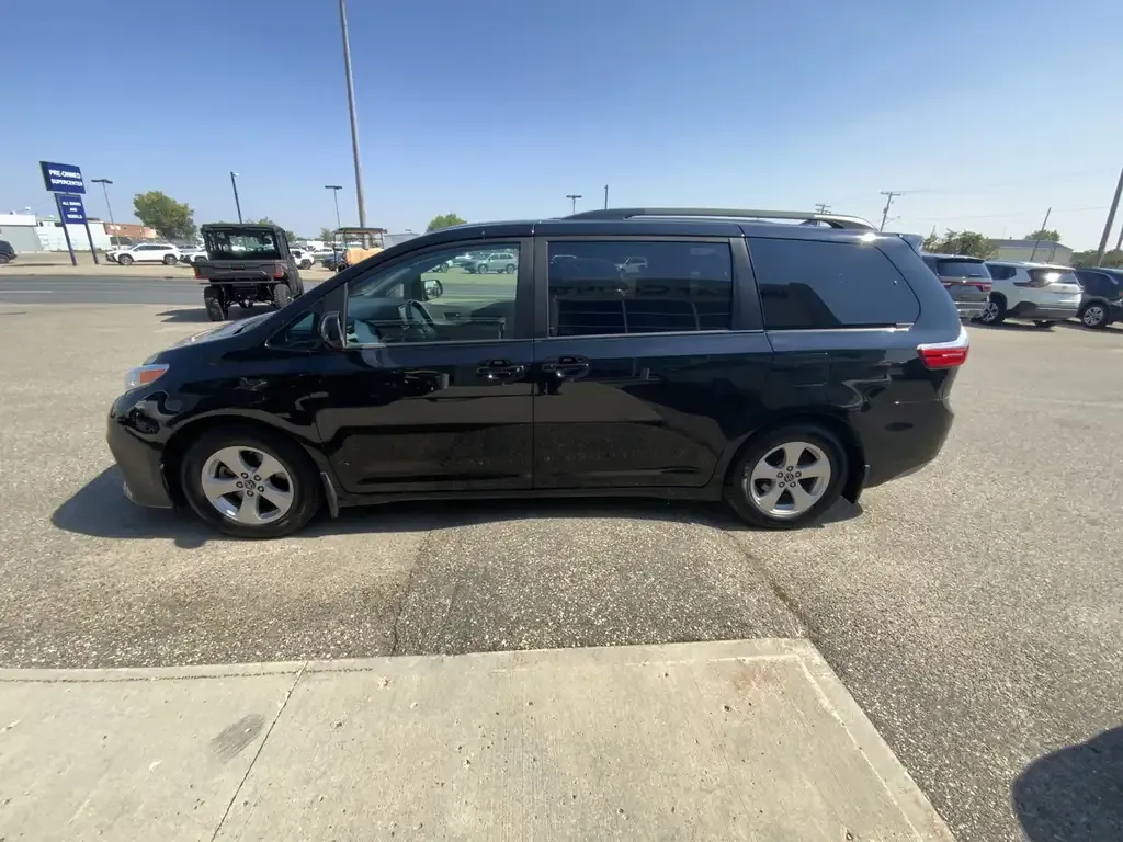 Toyota Sienna 2020 photo 5