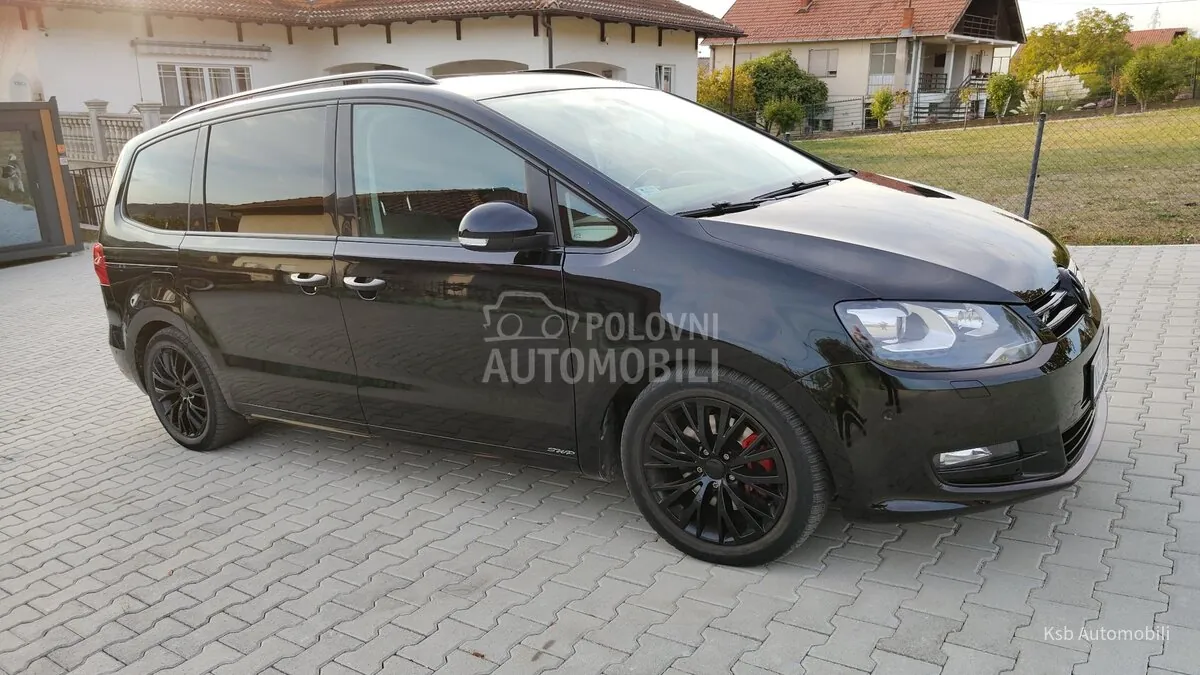 Volkswagen Sharan 2013 photo 2