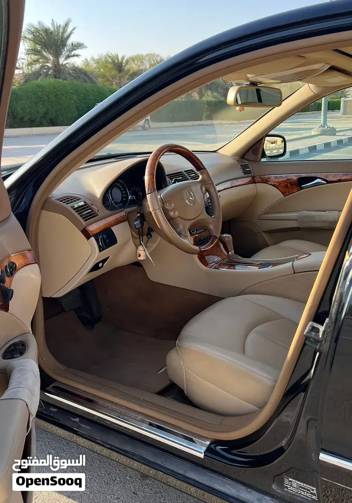 Mercedes-Benz E-Class 2009 photo 3