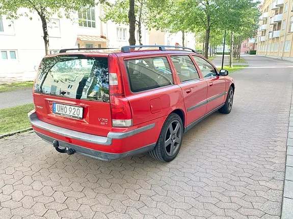 Volvo V70 2004 photo 3
