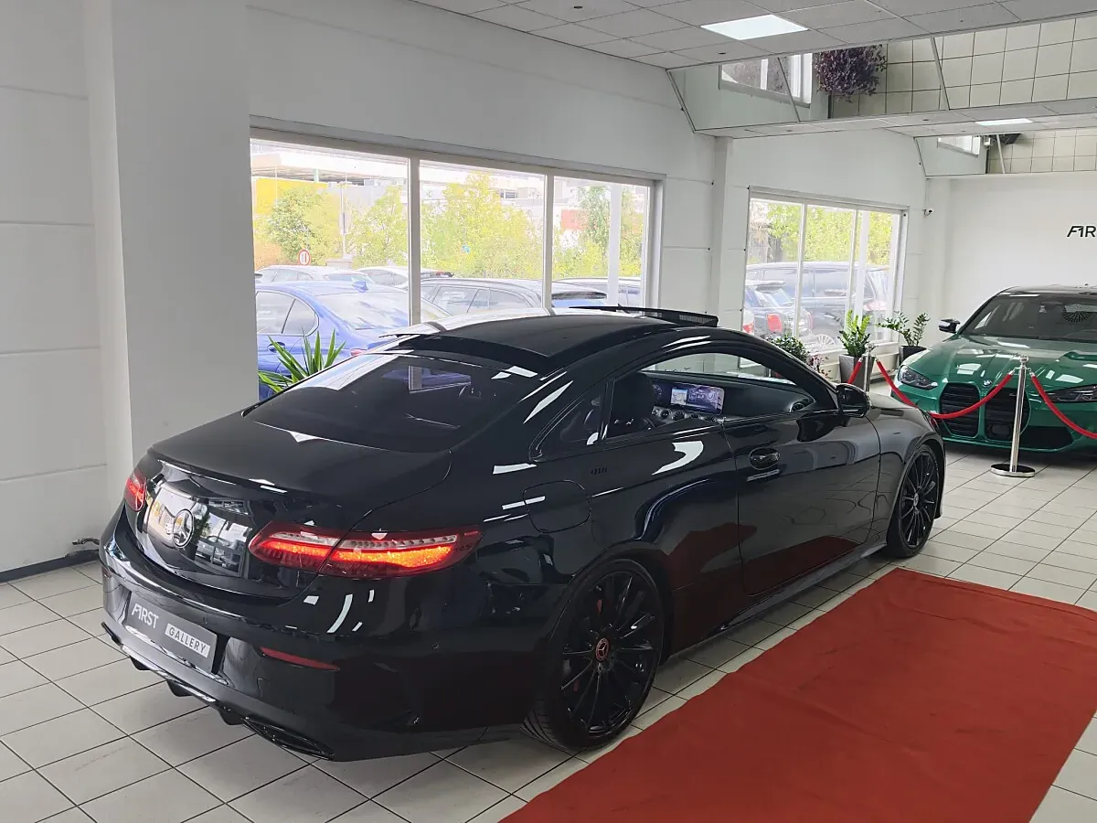 Mercedes-Benz E-Class 2018 photo 3