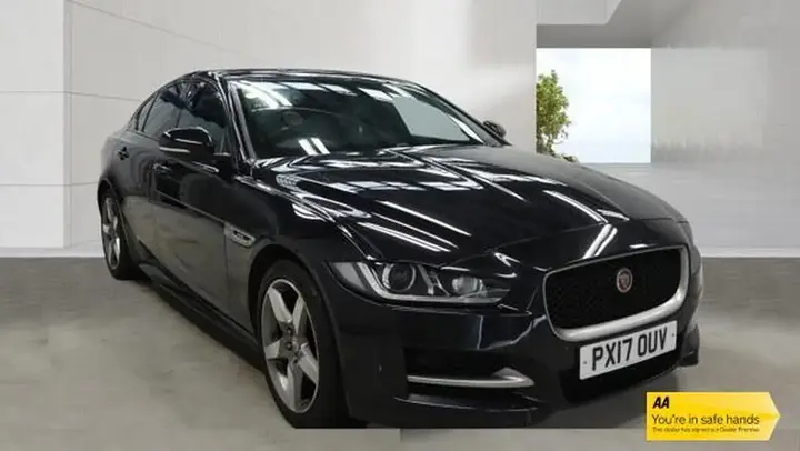 Jaguar Xe