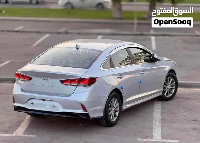 Hyundai Sonata 2018 photo 2