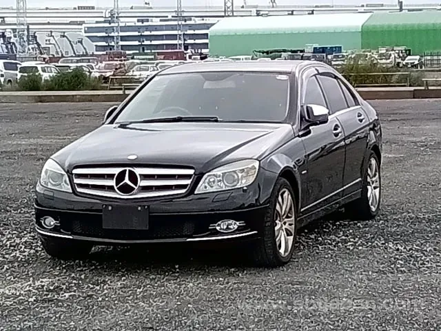 Mercedes-Benz C-Class 2007 photo 2