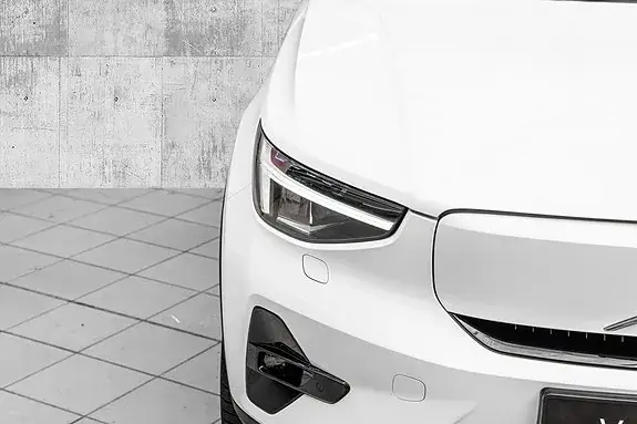 Volvo Ex40 2025 photo 4