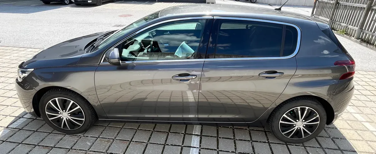 Peugeot 308 2018 photo 3