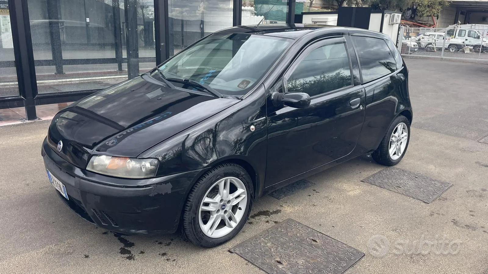 Fiat Punto 2002 photo 2