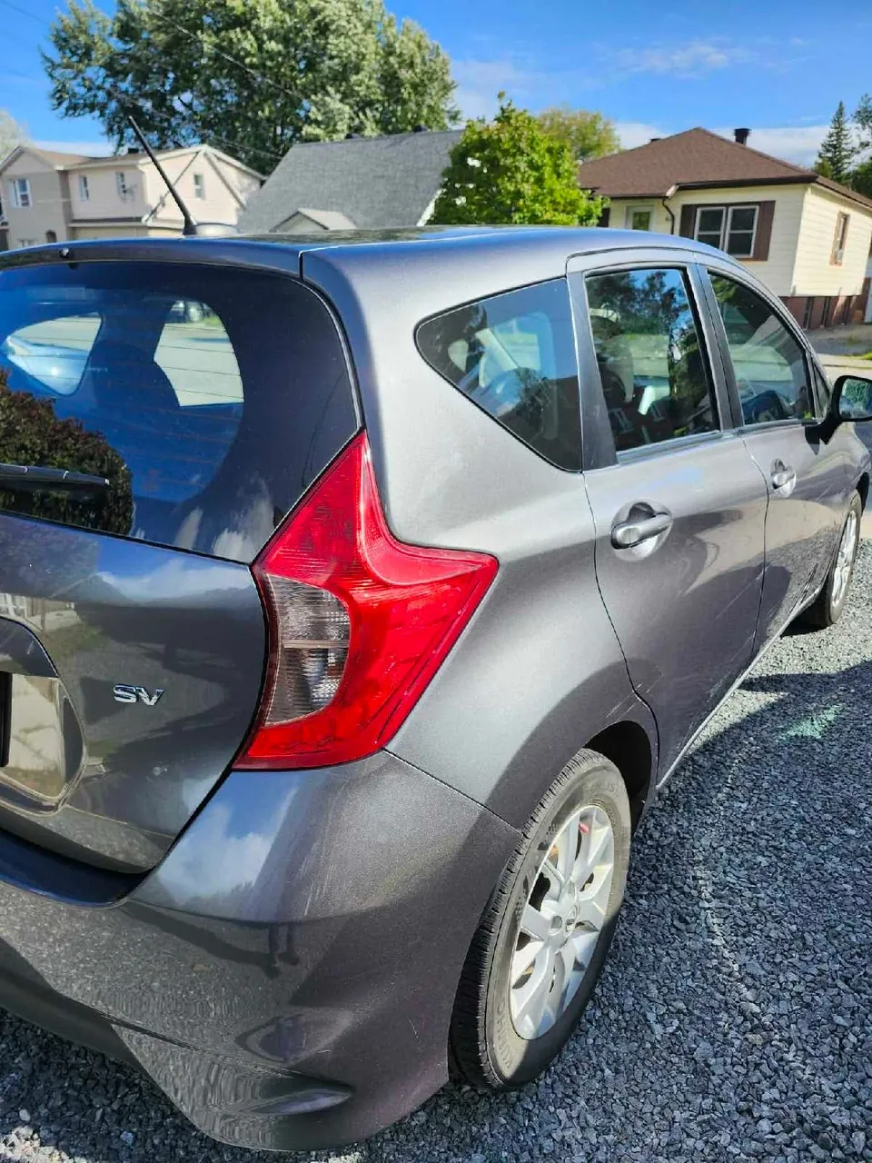 Nissan Versa Note 2018 photo 3
