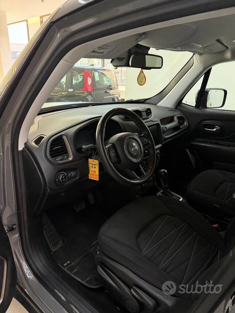 Jeep Renegade 2022 photo 4