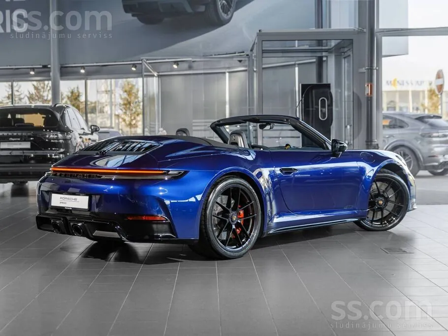 Porsche 911 2026 photo 3