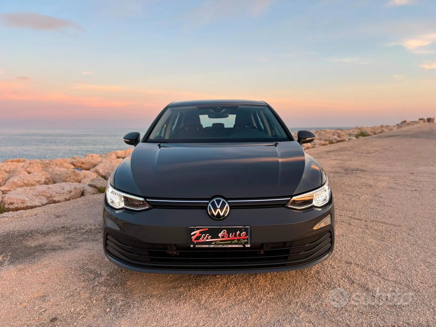Volkswagen Golf 2023 photo 2