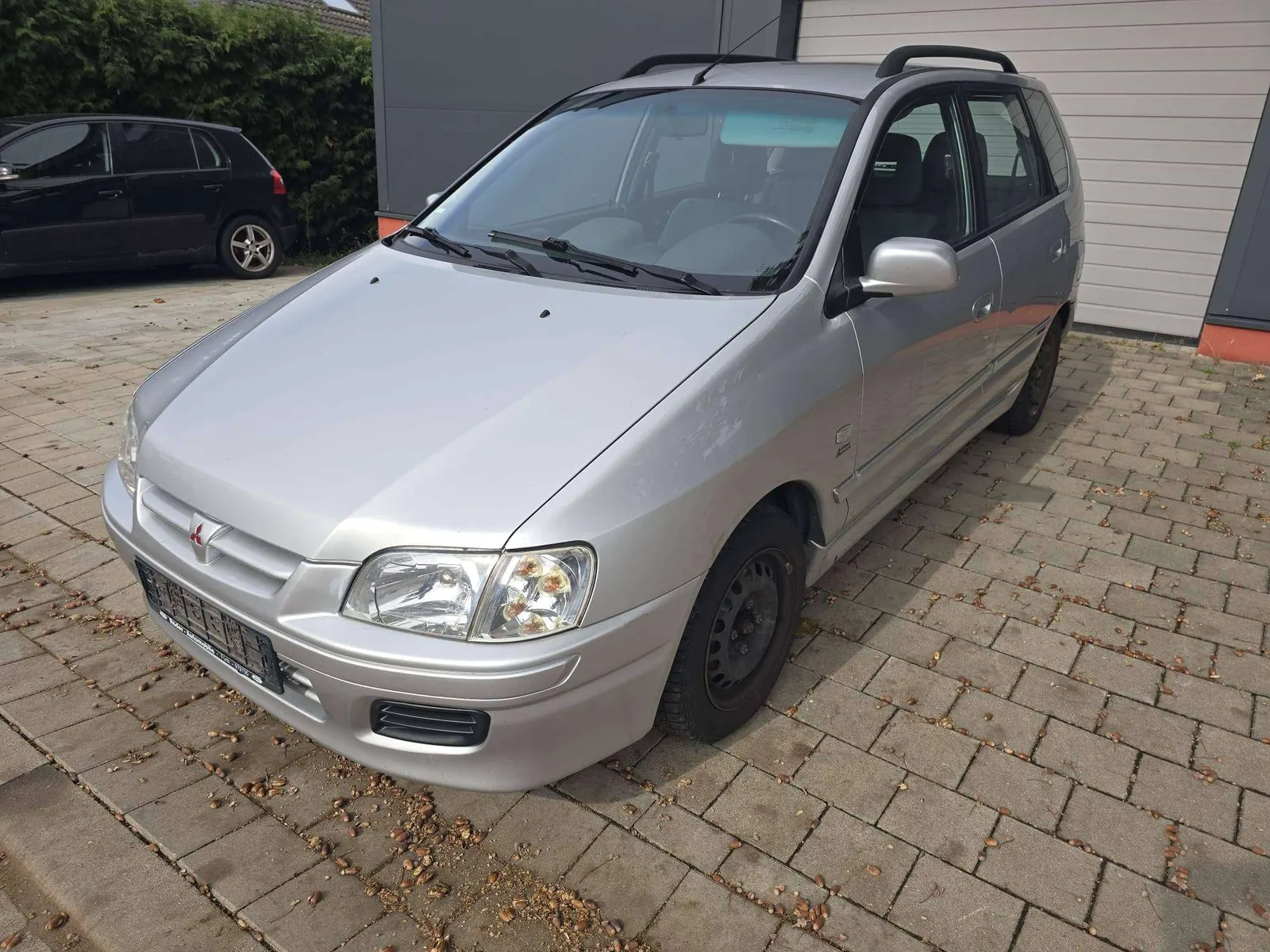 Mitsubishi Space Star 2001 photo 5