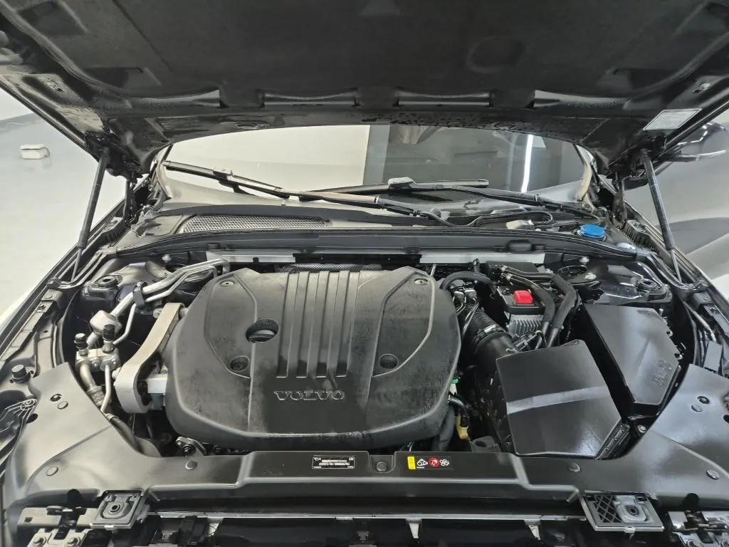 Volvo V60 2021 photo 5