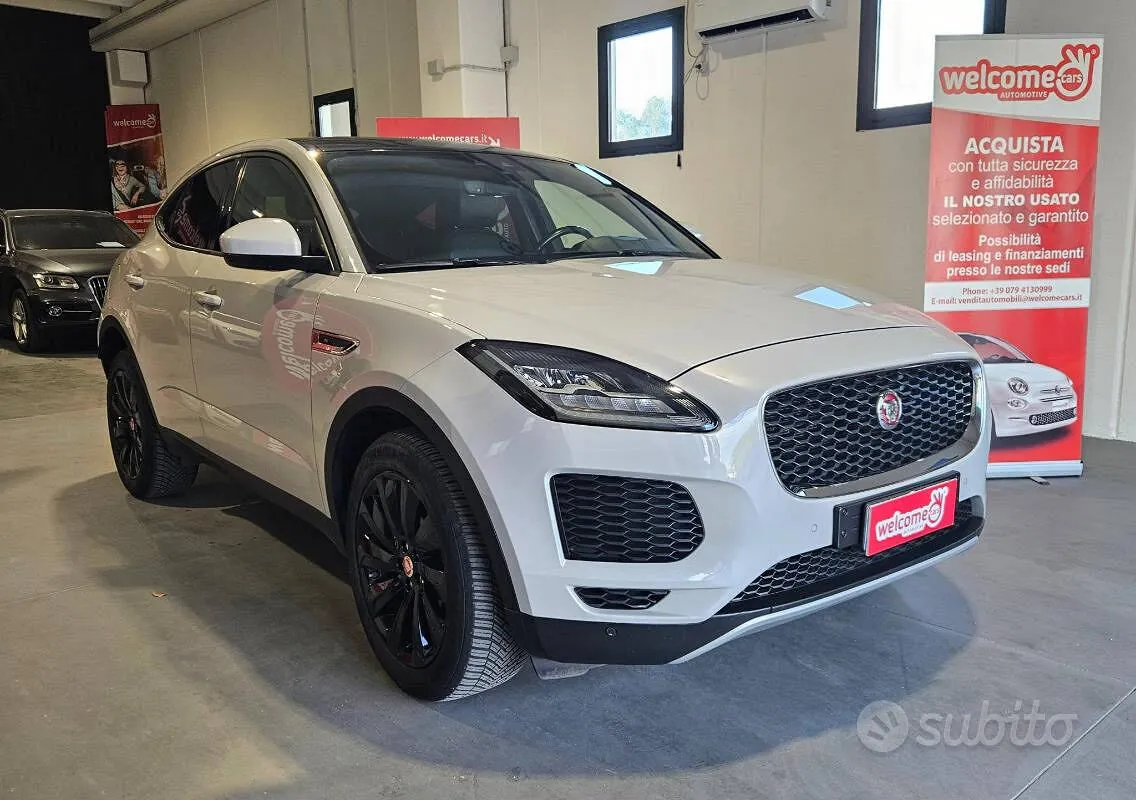Jaguar E-Pace 2018 photo 3