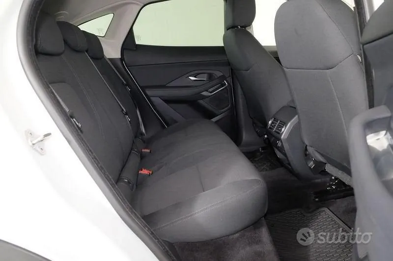 Jaguar E-Pace 2018 photo 5