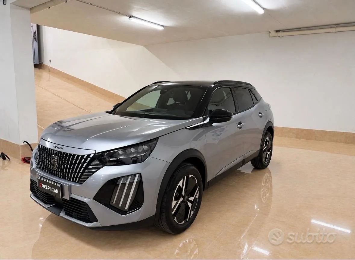 Peugeot 2008 2024 photo 3