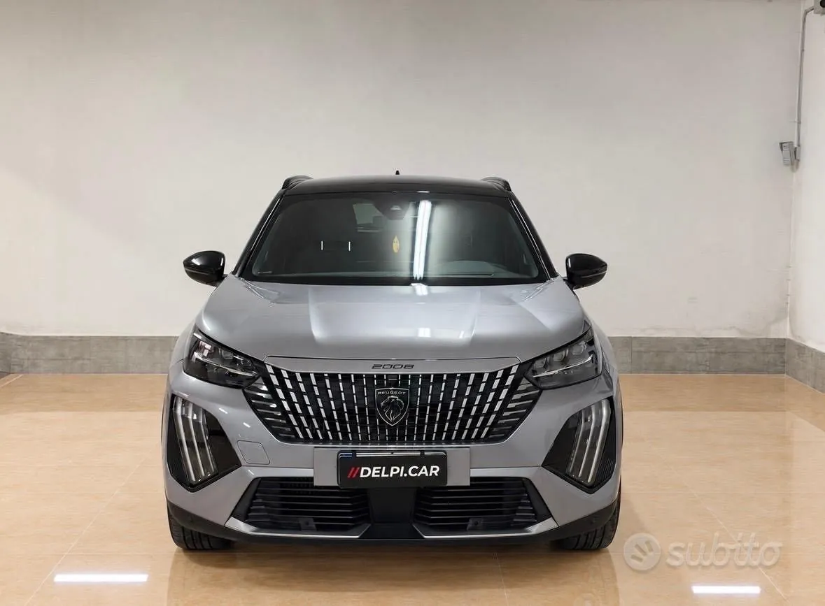 Peugeot 2008 2024 photo 2