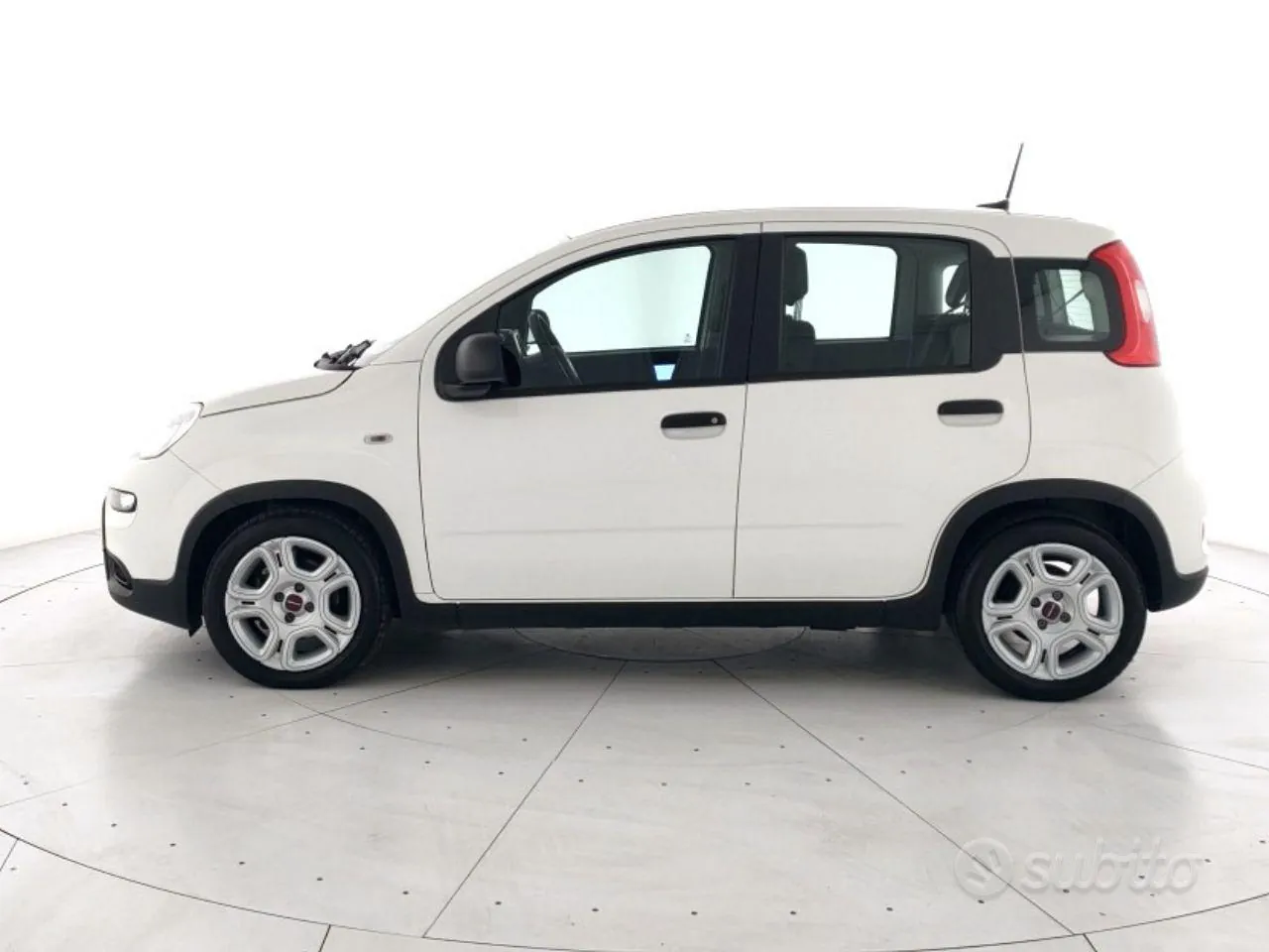 Fiat Panda 2024 photo 2